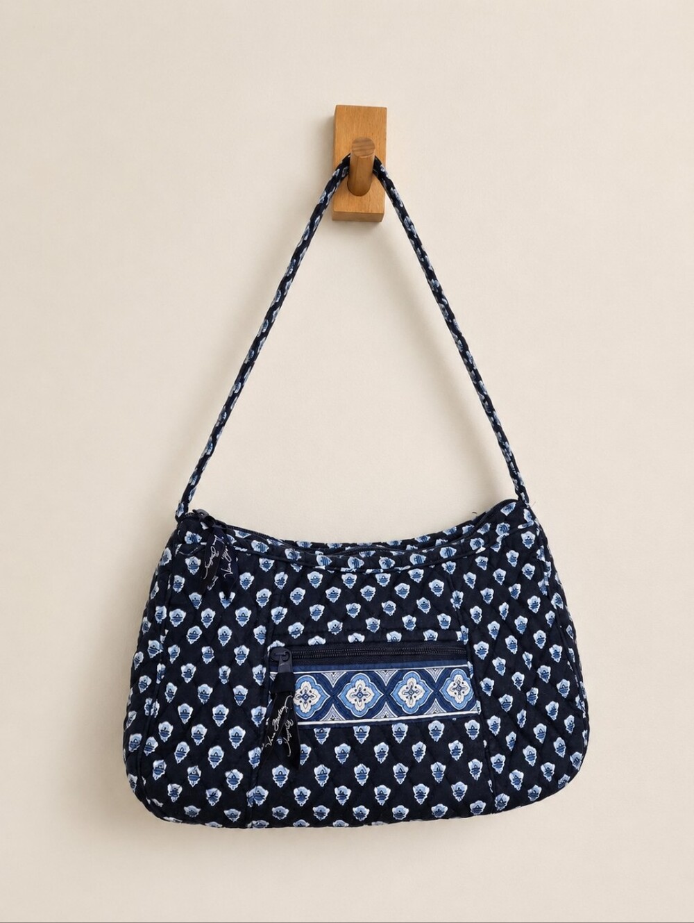 Vera Bradley Nantucket Navy Quilted Cotton Hobo Bag / Zip Top Shoulder Purse